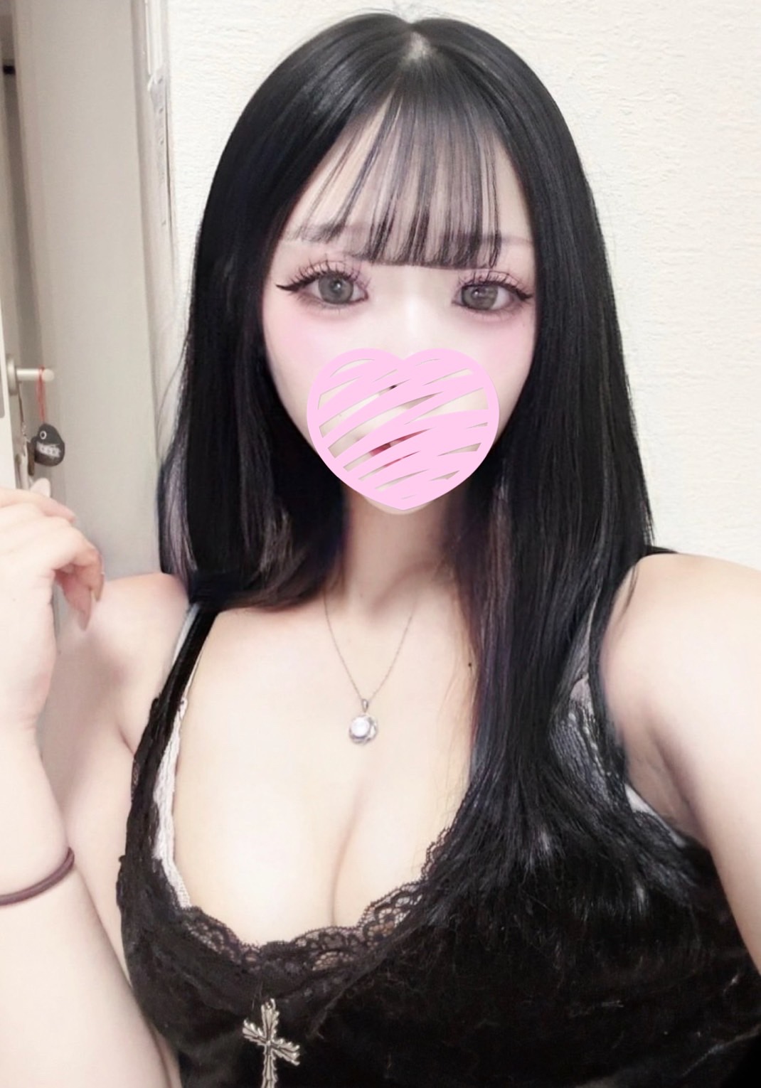 うるあ  (19才Gカップ美少女)