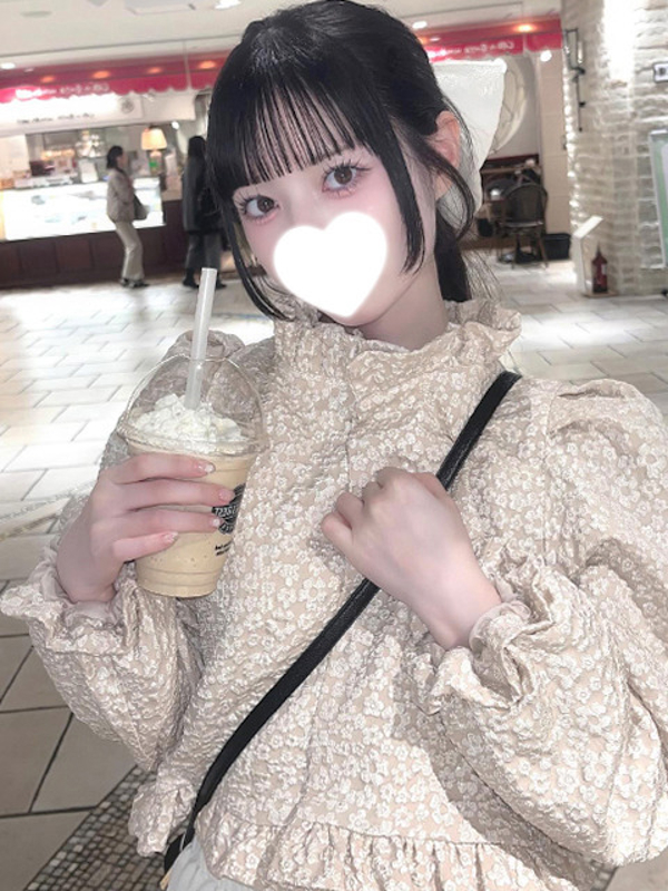 りりか  (黒髪美少女は隠れドM)