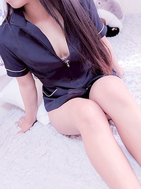 すみれ　40分6400円