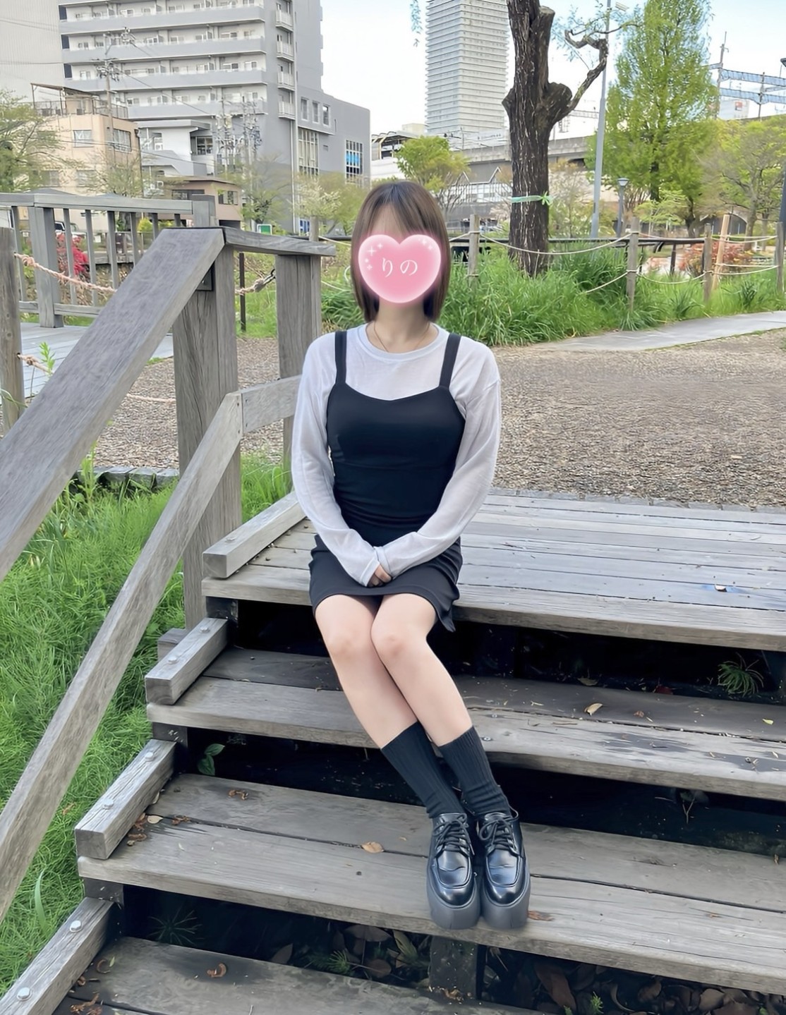 りの（一目惚れする可愛さ！まずは遊んでみてください★）  (4/15体験入店♪♪♪)