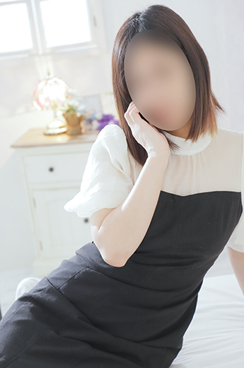 はづき  (綺麗な新人女性)