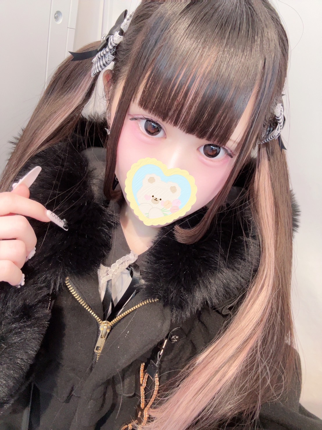 ひより  (極ロリ１８さい)