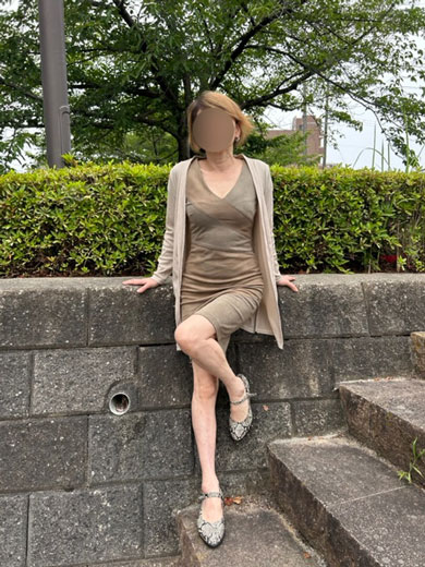 あこ  (美BODYで淫乱なご奉仕)
