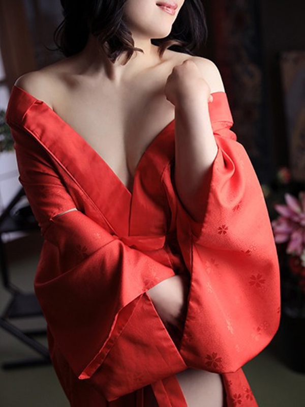 たかこ  (おっとり系 美肌美人)