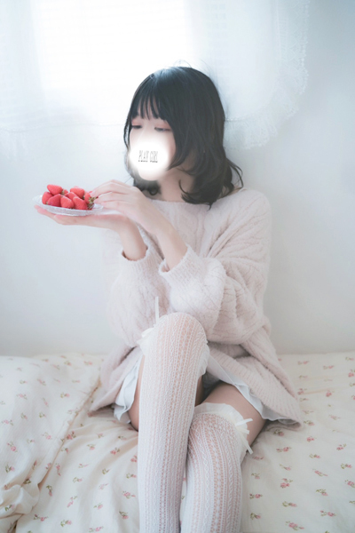 ゆか  (おっとり純粋美姫高級)