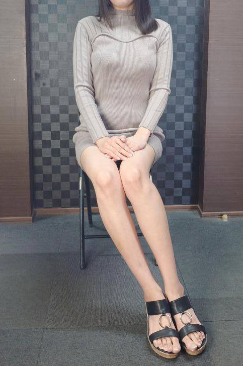まゆ  (細身・可愛らしい)