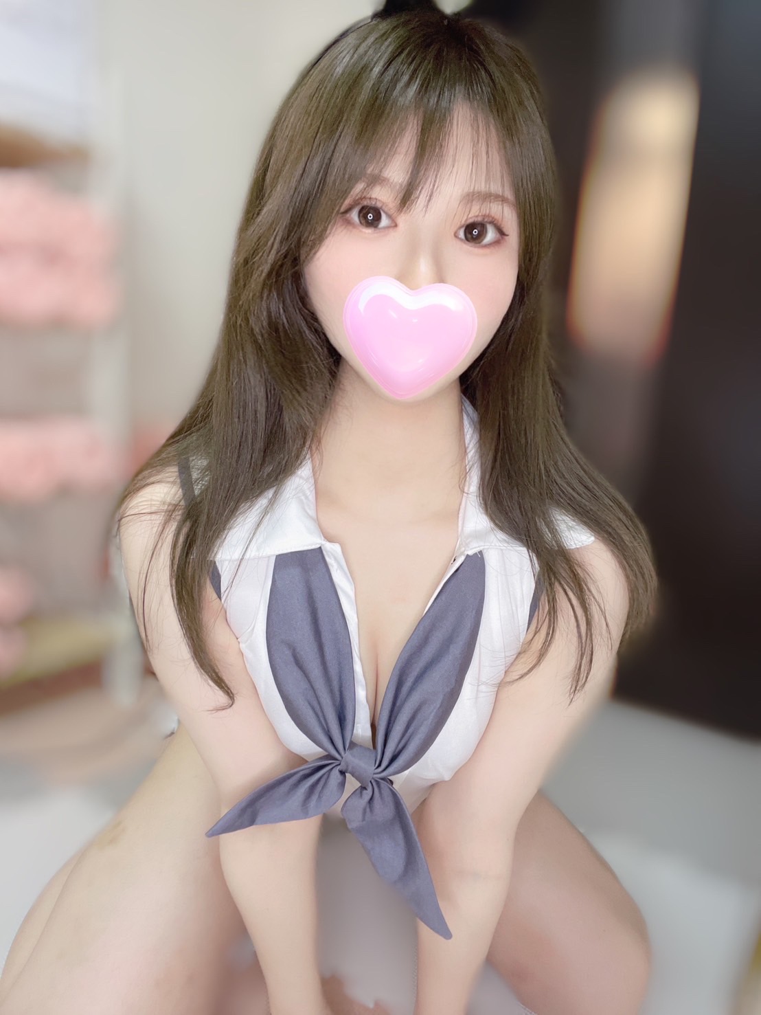 りさ  (潮吹きパイパン美女)