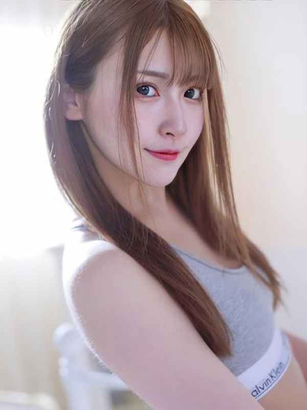 れお 元グラビアアイドル！