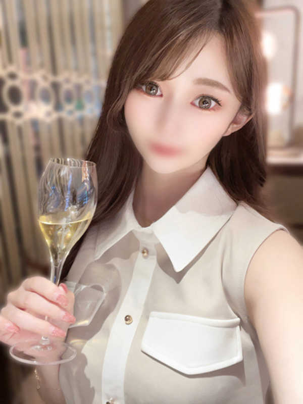 朝比奈ひな