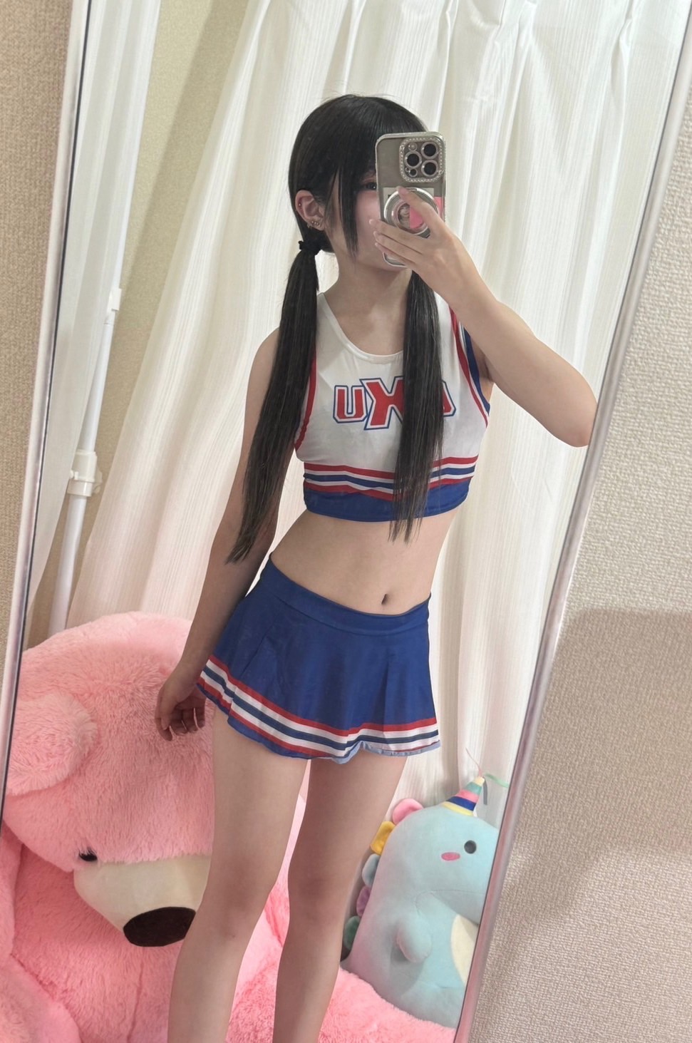 みゆん  (幼顔ロリ１８さい天使)