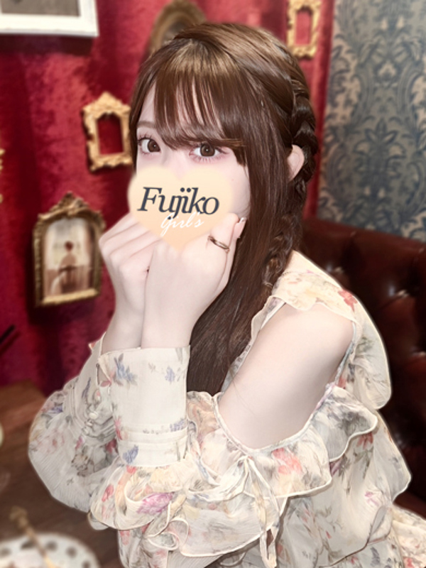 ゆりな