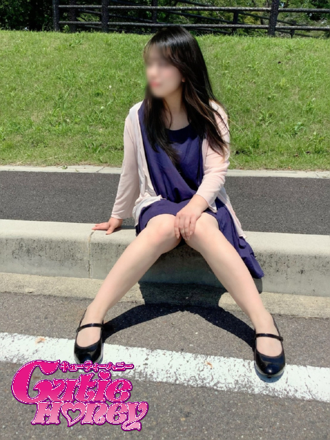 さつき  (小柄な潮吹き若奥様！)