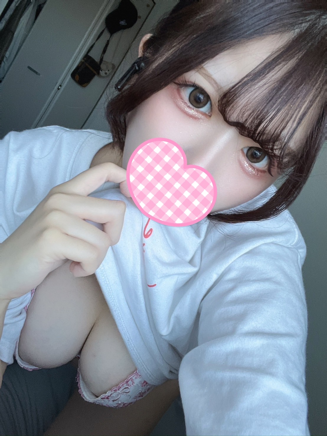 おんぷ  (神乳G乳美少女)