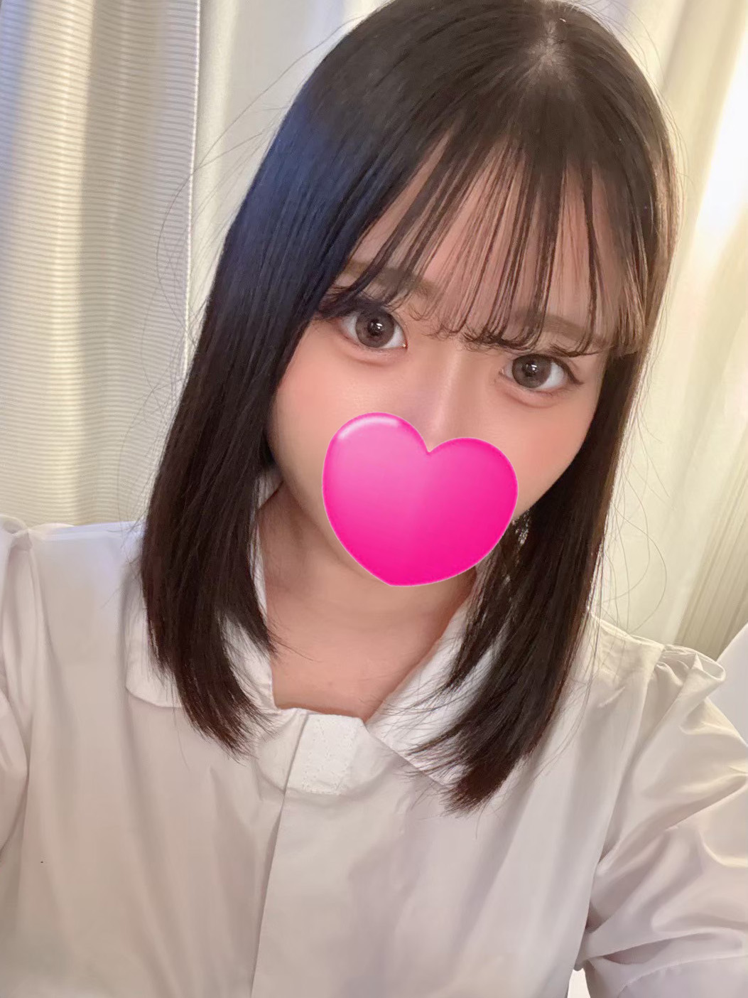 るり  (超絶品激カワ20歳)