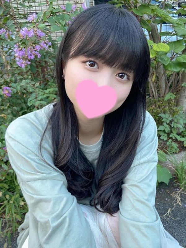かおり  (18歳完全未経験)