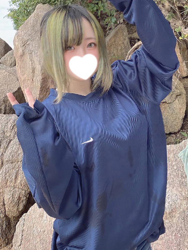 まみ  (中で欲しがりムチ巨乳)