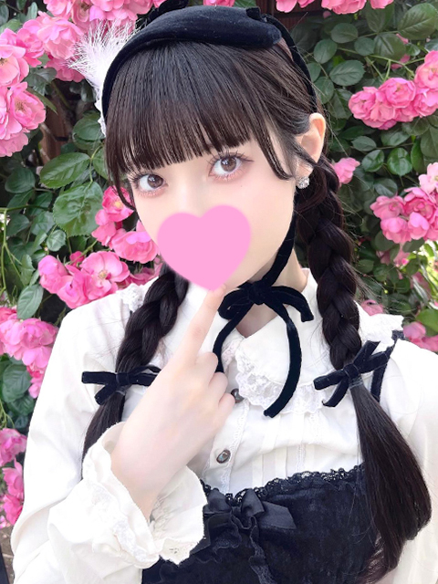 りりか  (黒髪美少女は隠れドM)