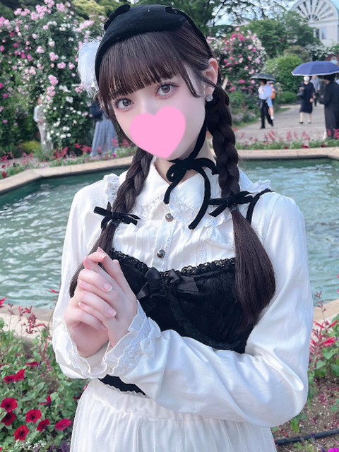 りりか  (黒髪美少女は隠れドM)