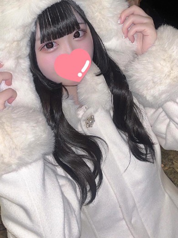 えまり   (寝バックでイキ狂い)