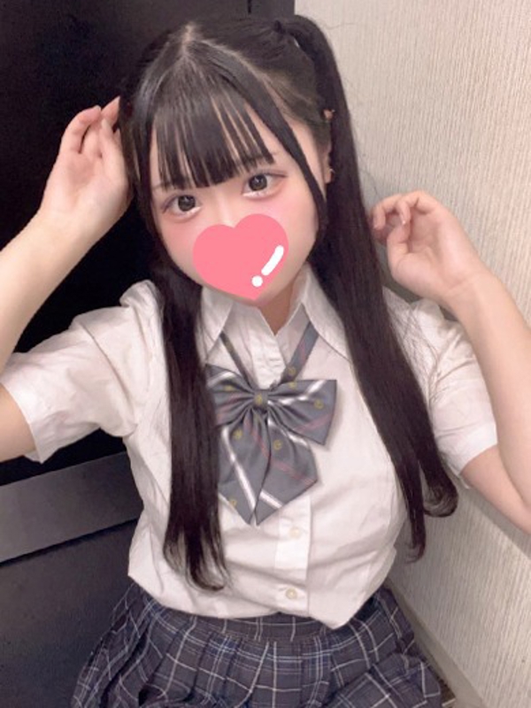 えまり   (寝バックでイキ狂い)