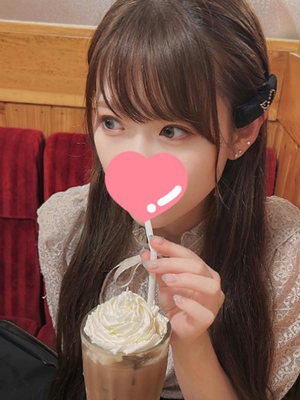 くう  (完全素人アイドル)