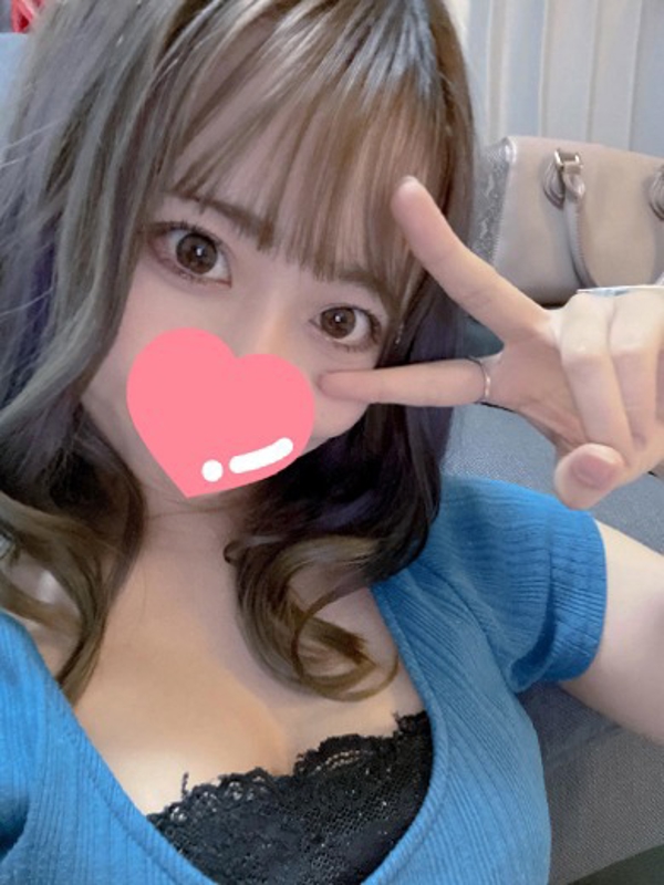 ゆい  (正常位大好き美女)