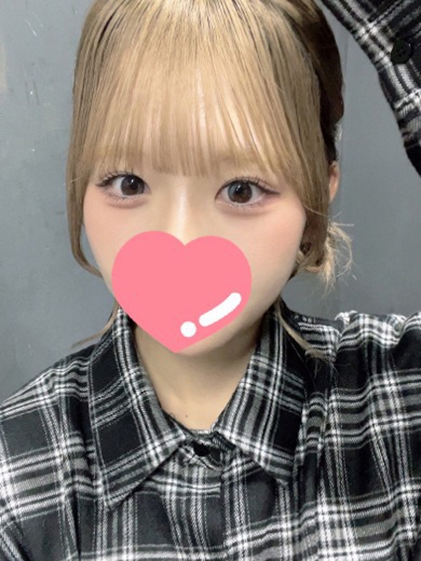りの  (Hなロリ顔現役学生)