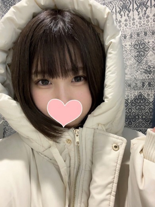 せりな  (潮吹き大好きロリっ子)
