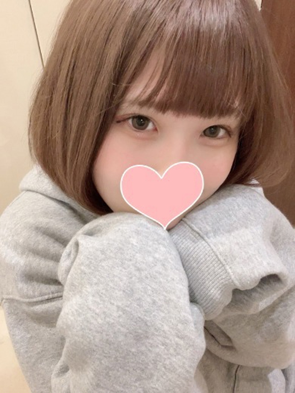 せりな  (潮吹き大好きロリっ子)