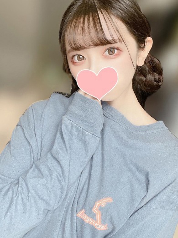 ちはる  (イラマ大好き清楚美女)