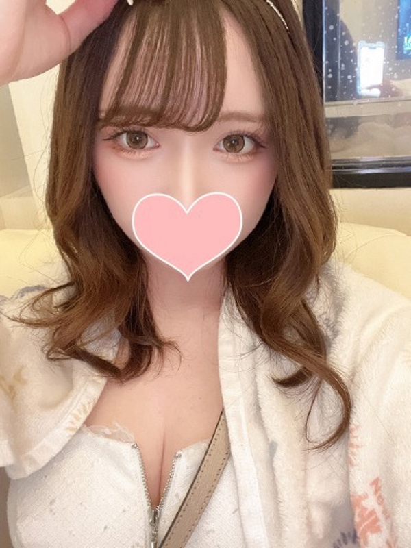すずの  (密着正常位大好き爆乳)