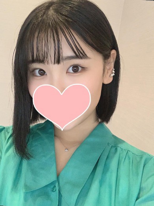 りな  (合法ロリ現役大学生)