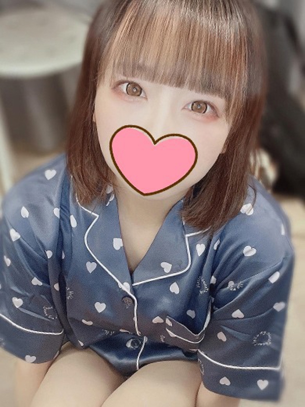 りいな  (ハ〇潮確定！ロリっ娘)