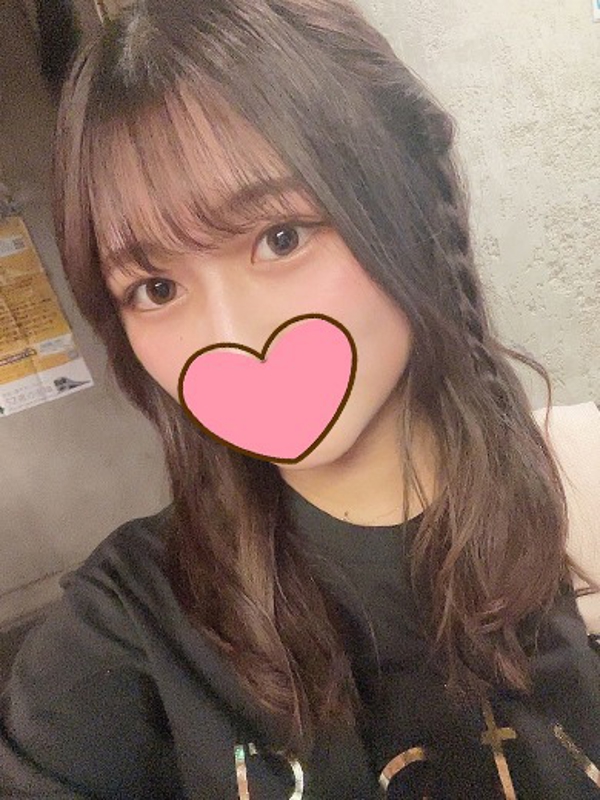 ことり  (清楚系淫乱ヤリマン)