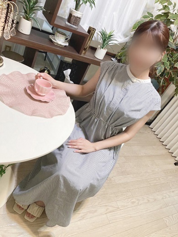 むぎ  (19歳業界初挑戦)