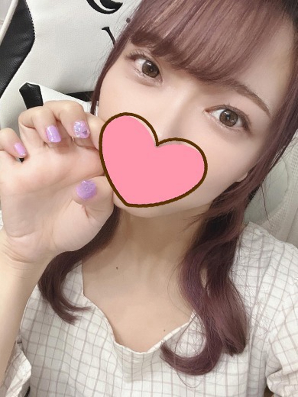 めぐみ  (ウブな18歳未経験)