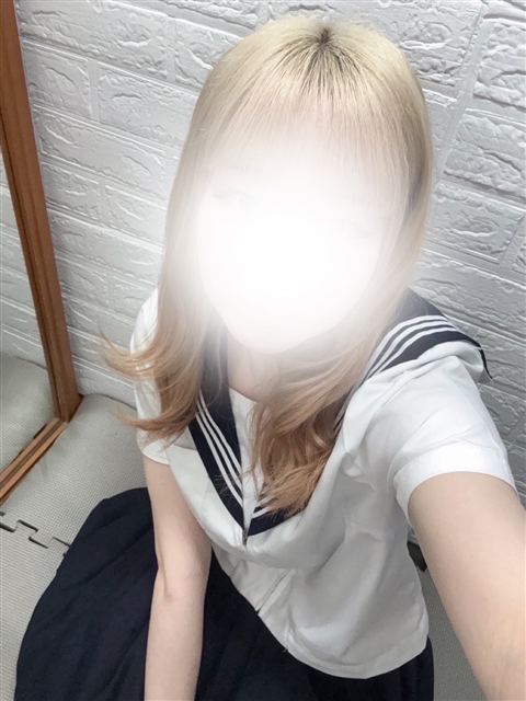 ねね  (金に輝く一等星)