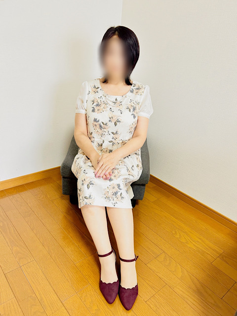 鈴村 のぞみ  (59歳)