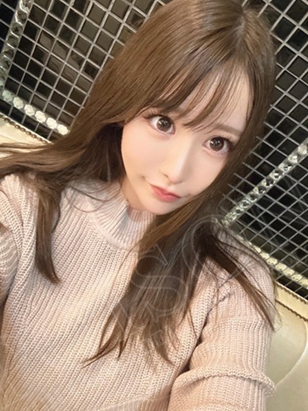 かりん  (魅惑のHカップ美女！)