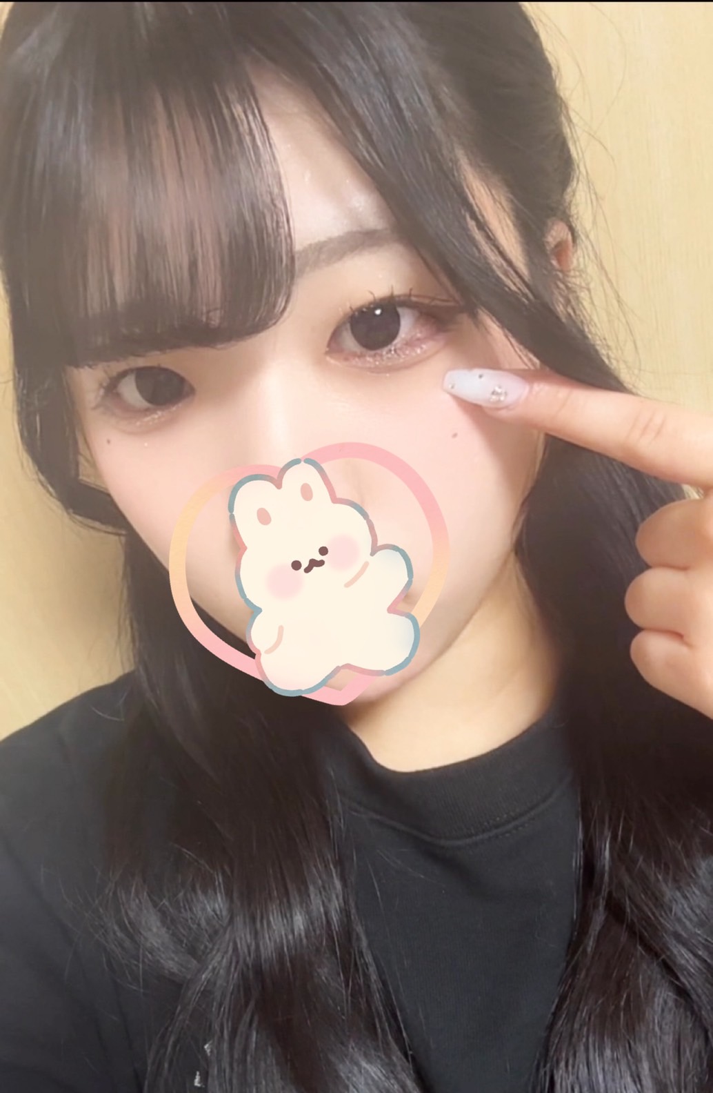 ちさと  (18才Eカップ美少女)