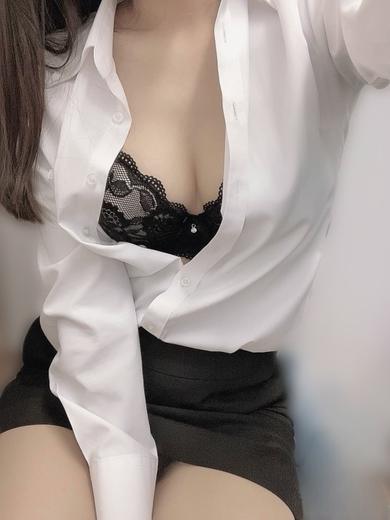 草凪えみ  (60分13千円)