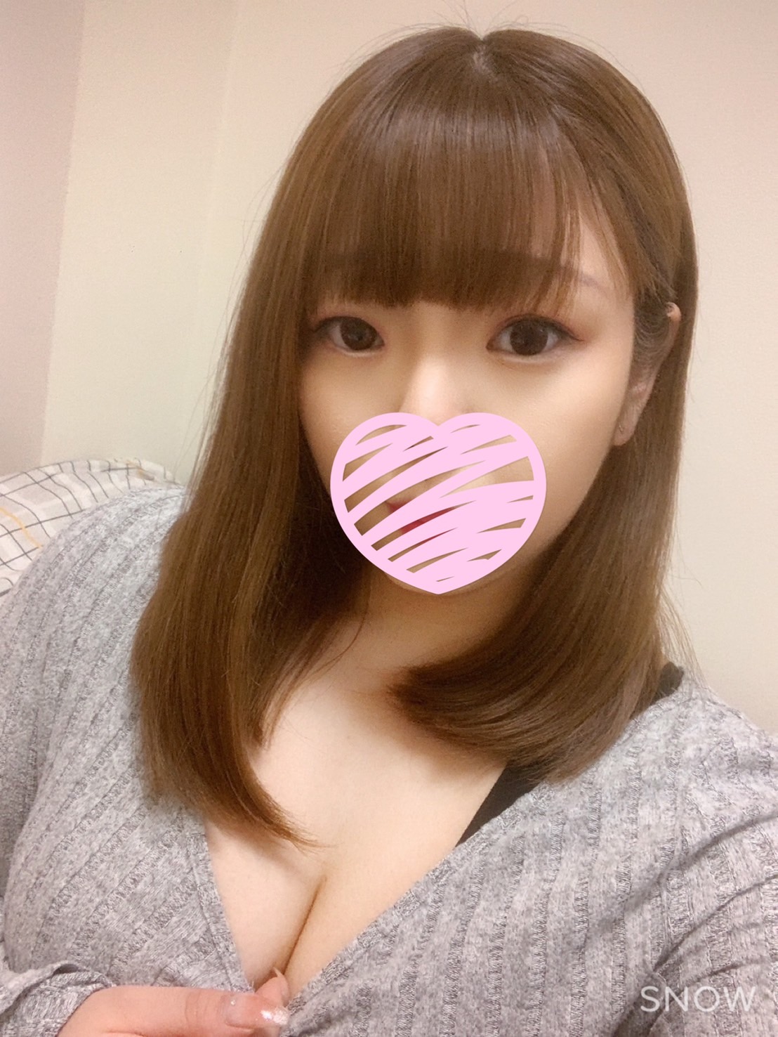 ゆらの  (D乳パイパン癒し系)