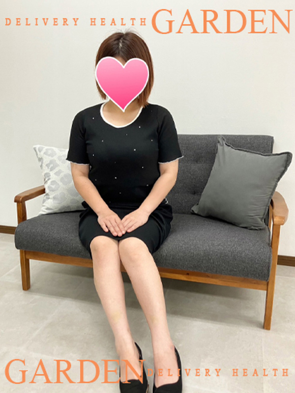 美沙  (アナル舐めにイラマも)