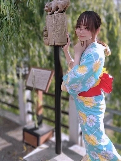 しずく☆私を愛してくれますか？  (当店唯一のﾆｭｰﾊｰﾌ美女)