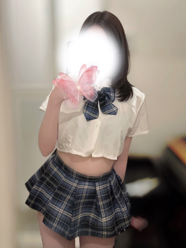 レイ  (魅惑の瞳)