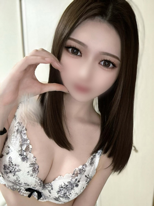 レイ  (魅惑の瞳)