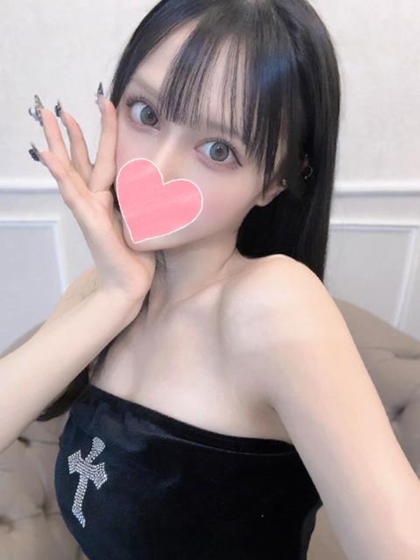 ゆいな  (ハメ撮り素人美少女)