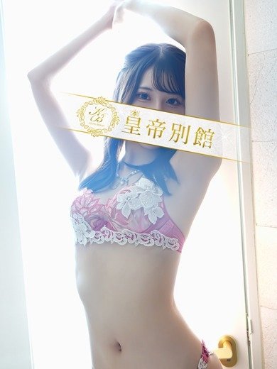 新川花恋  (新時代のトップスター)
