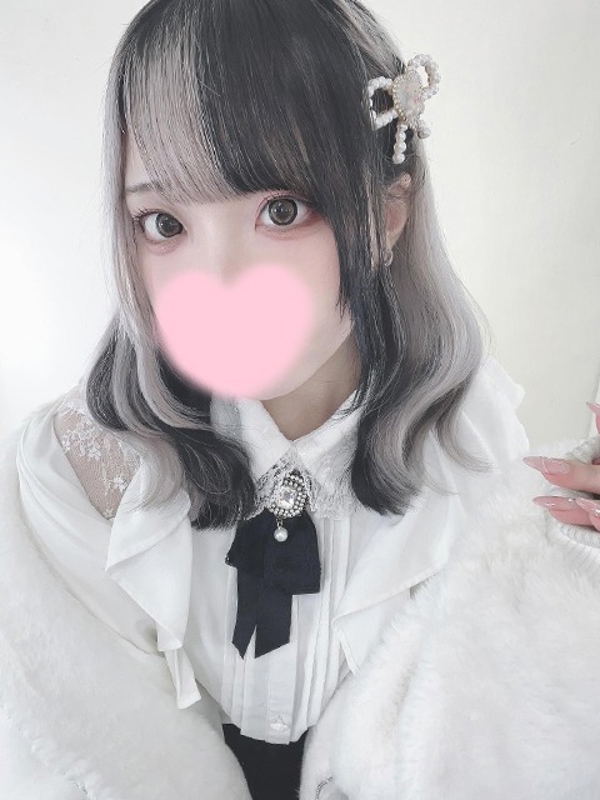 こあん  (自ら挿れるヤリマン)