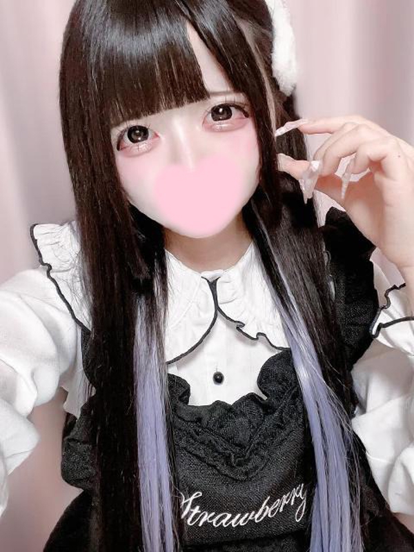 ちさ  (白目で失神激イキ娘♡)